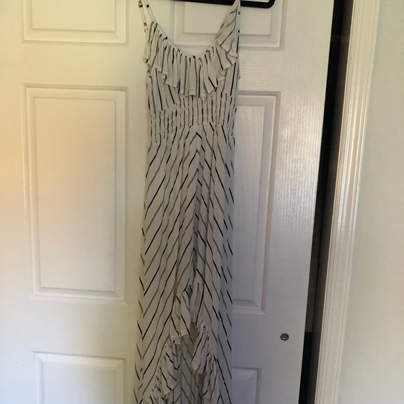 Black and white striped high low dress - Picture 3 of 4